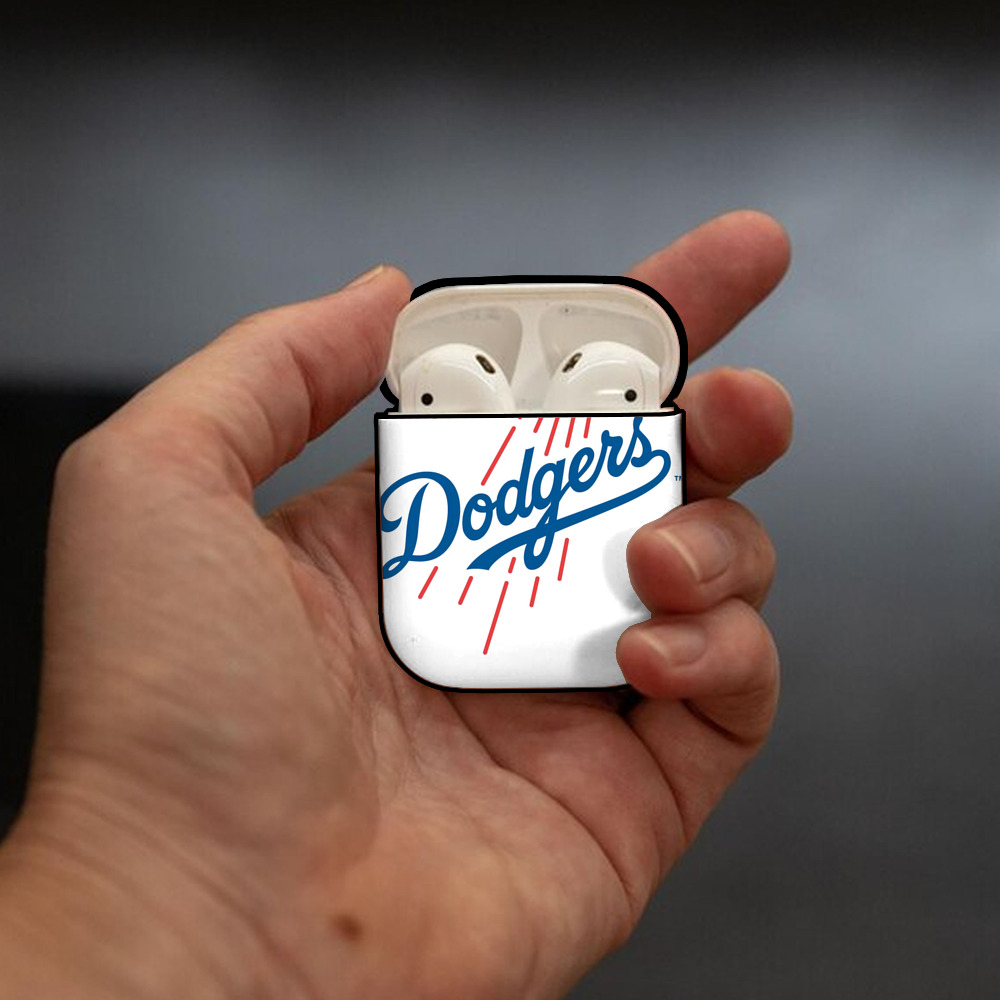  AirPods 2 Case Hard Shell Black, Flexible PC Material, Precise Cutouts, Full Protection, Anti-Fingerprint, Washable, Includes Keychain – Durable & Slim Design