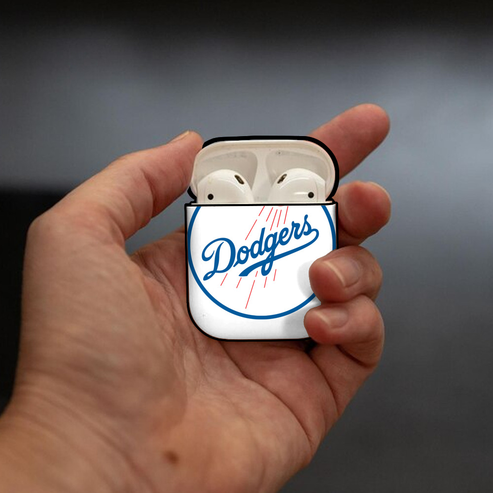  AirPods 2 Case Hard Shell Black, Flexible PC Material, Precise Cutouts, Full Protection, Anti-Fingerprint, Washable, Includes Keychain – Durable & Slim Design