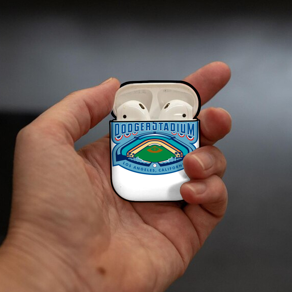  AirPods 2 Case Hard Shell Black, Flexible PC Material, Precise Cutouts, Full Protection, Anti-Fingerprint, Washable, Includes Keychain – Durable & Slim Design