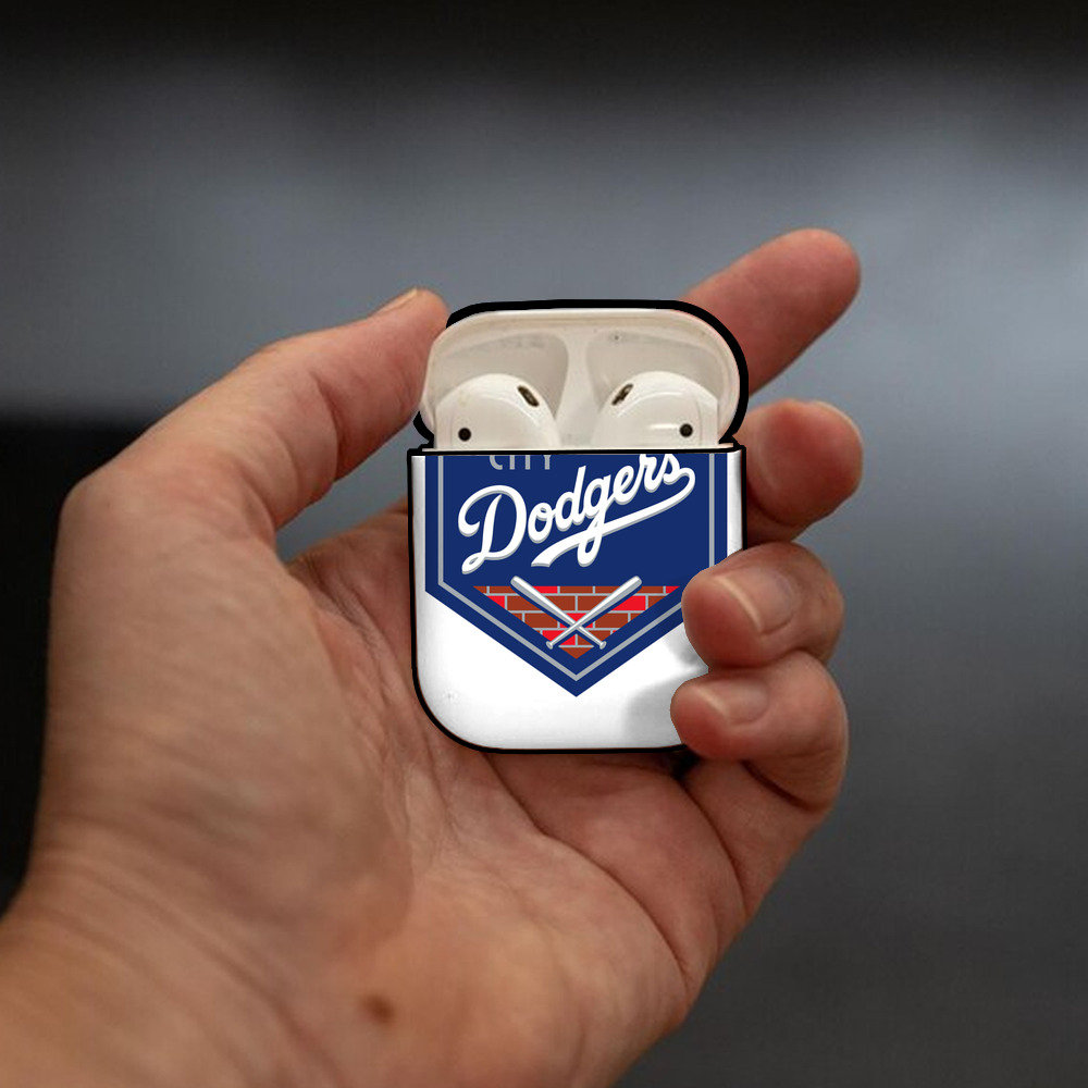  AirPods 2 Case Hard Shell Black, Flexible PC Material, Precise Cutouts, Full Protection, Anti-Fingerprint, Washable, Includes Keychain – Durable & Slim Design