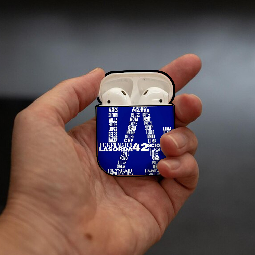  AirPods 2 Case Hard Shell Black, Flexible PC Material, Precise Cutouts, Full Protection, Anti-Fingerprint, Washable, Includes Keychain – Durable & Slim Design