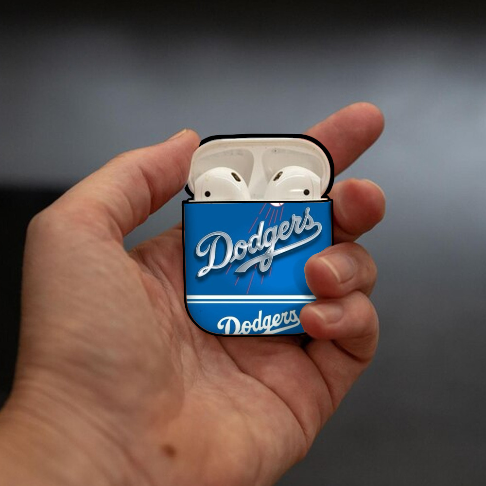  AirPods 2 Case Hard Shell Black, Flexible PC Material, Precise Cutouts, Full Protection, Anti-Fingerprint, Washable, Includes Keychain – Durable & Slim Design