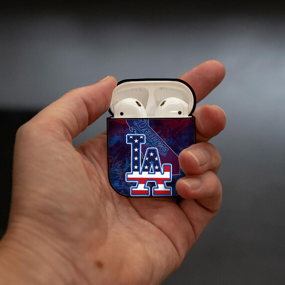  AirPods 2 Case Hard Shell Black, Flexible PC Material, Precise Cutouts, Full Protection, Anti-Fingerprint, Washable, Includes Keychain – Durable & Slim Design