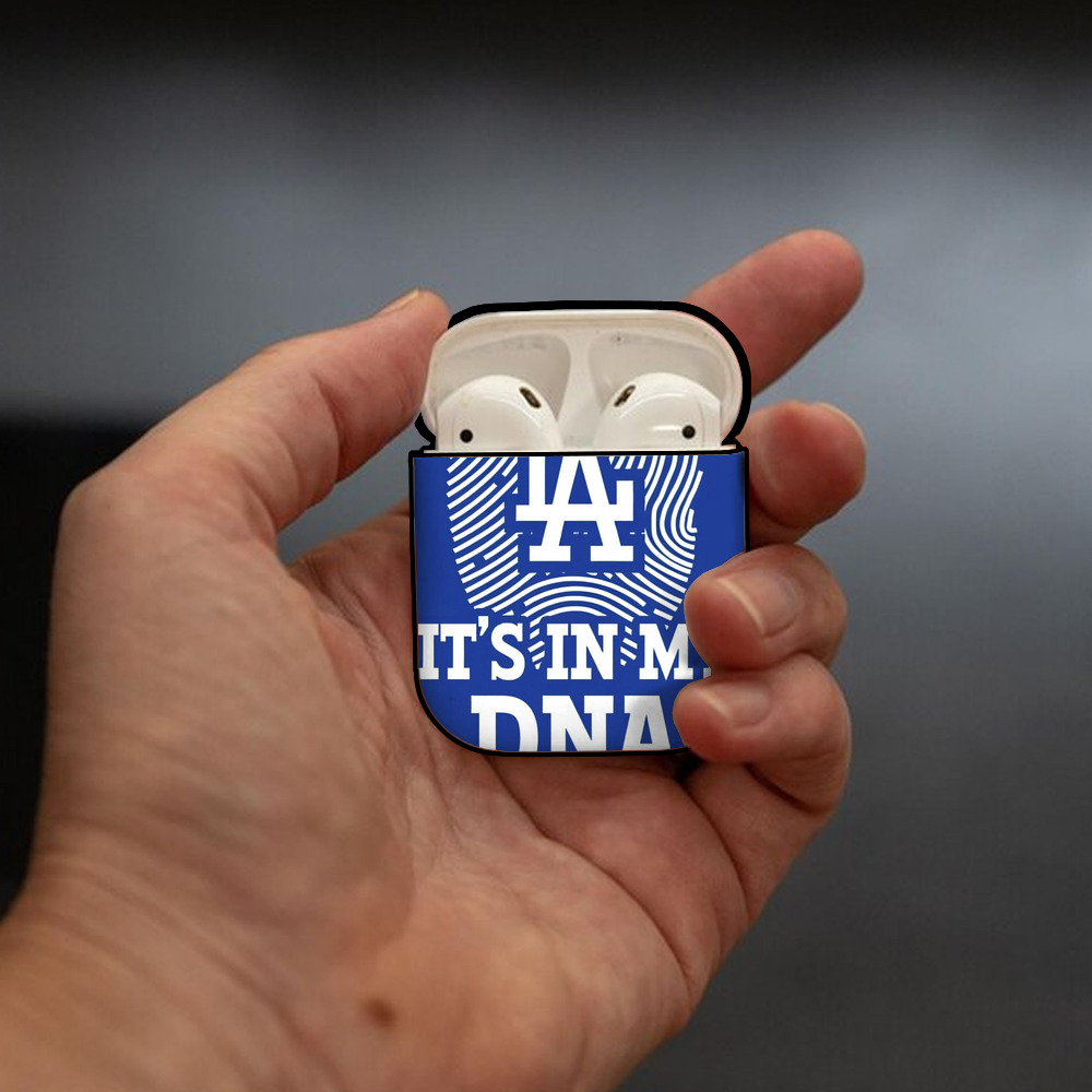  AirPods 2 Case Hard Shell Black, Flexible PC Material, Precise Cutouts, Full Protection, Anti-Fingerprint, Washable, Includes Keychain – Durable & Slim Design