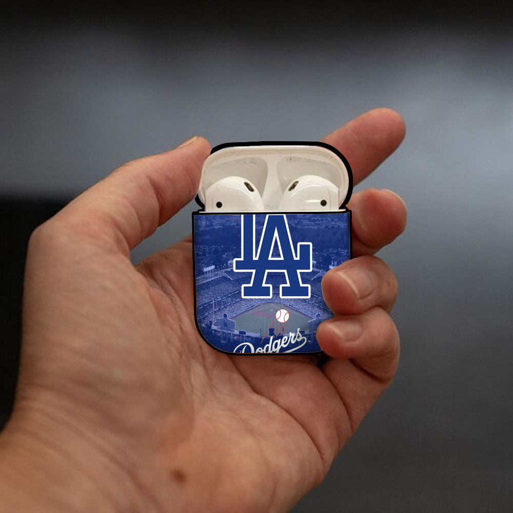  AirPods 2 Case Hard Shell Black, Flexible PC Material, Precise Cutouts, Full Protection, Anti-Fingerprint, Washable, Includes Keychain – Durable & Slim Design