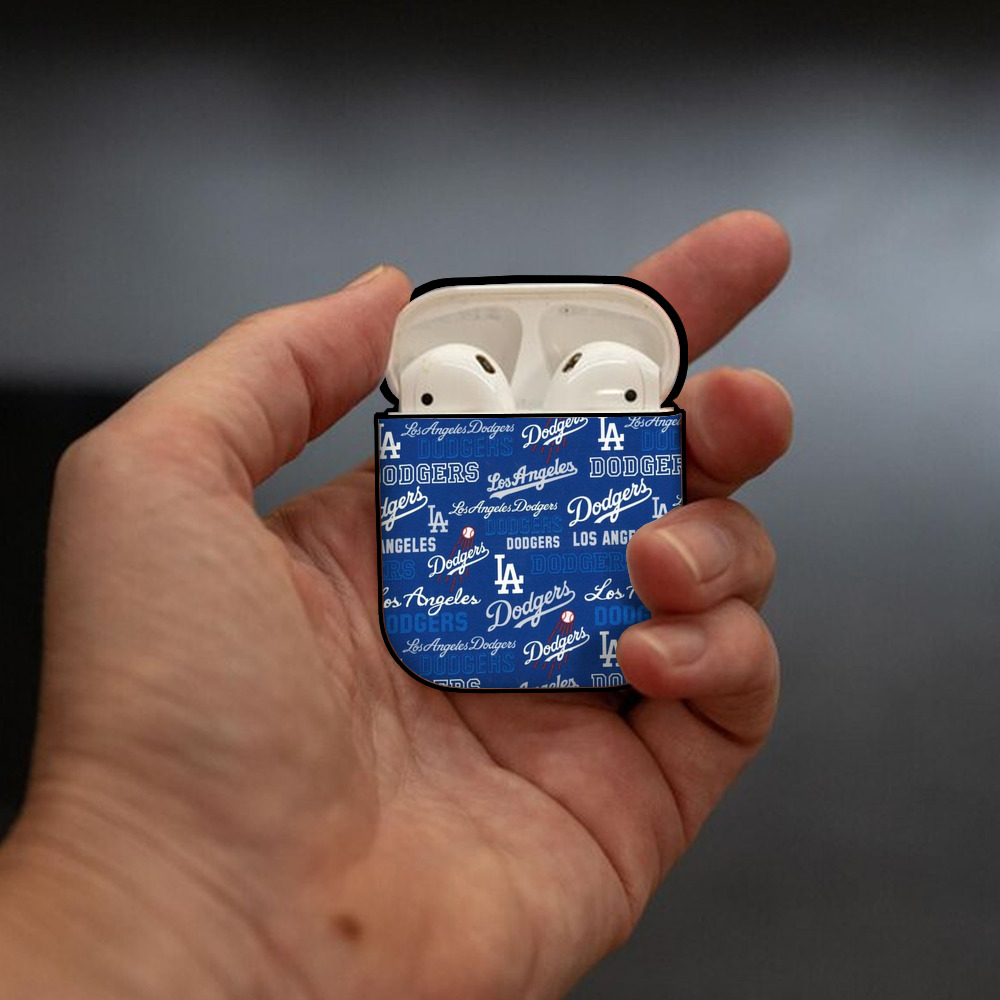  AirPods 2 Case Hard Shell Black, Flexible PC Material, Precise Cutouts, Full Protection, Anti-Fingerprint, Washable, Includes Keychain – Durable & Slim Design