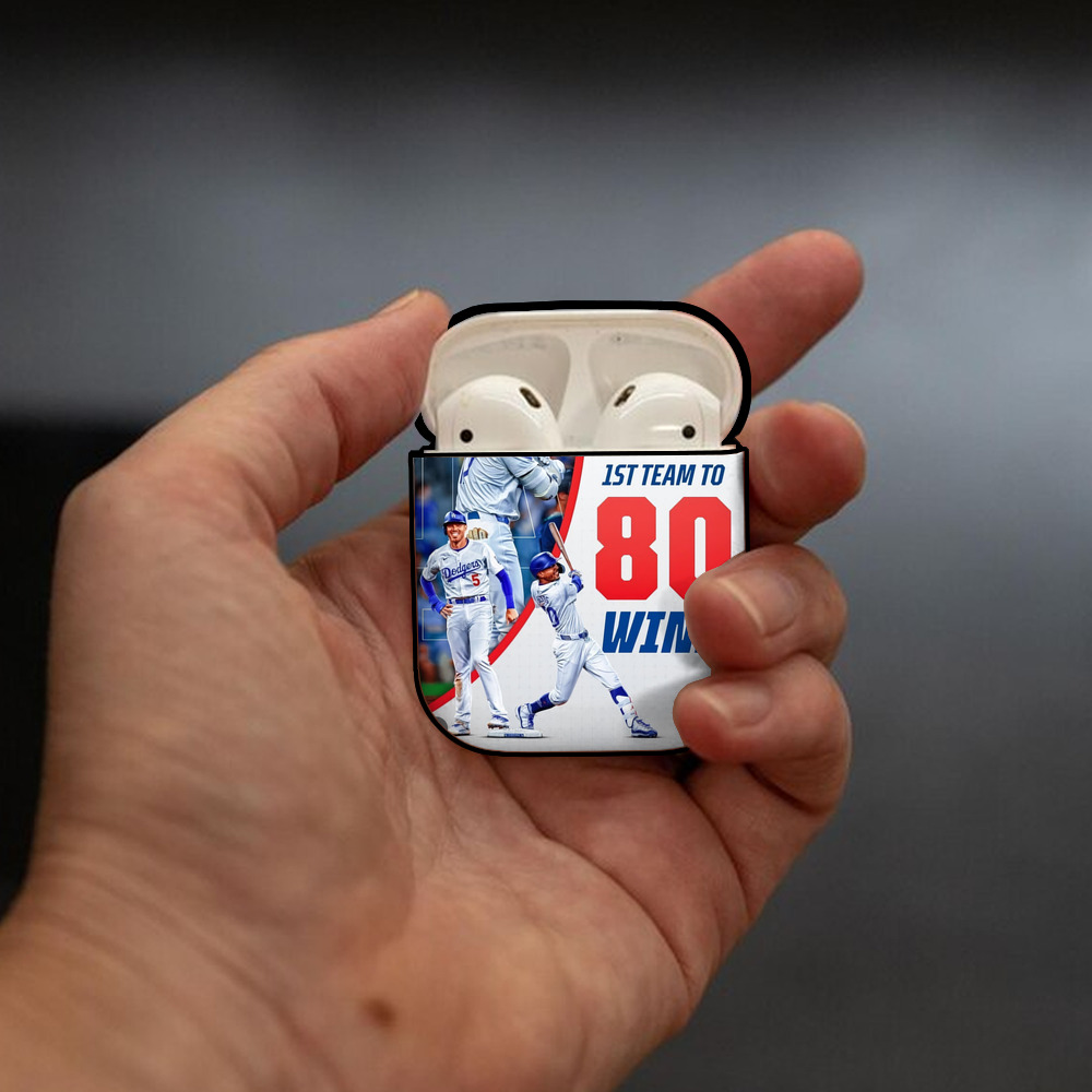  AirPods 2 Case Hard Shell Black, Flexible PC Material, Precise Cutouts, Full Protection, Anti-Fingerprint, Washable, Includes Keychain – Durable & Slim Design