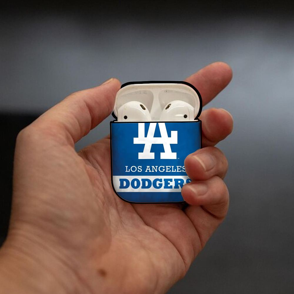  AirPods 2 Case Hard Shell Black, Flexible PC Material, Precise Cutouts, Full Protection, Anti-Fingerprint, Washable, Includes Keychain – Durable & Slim Design