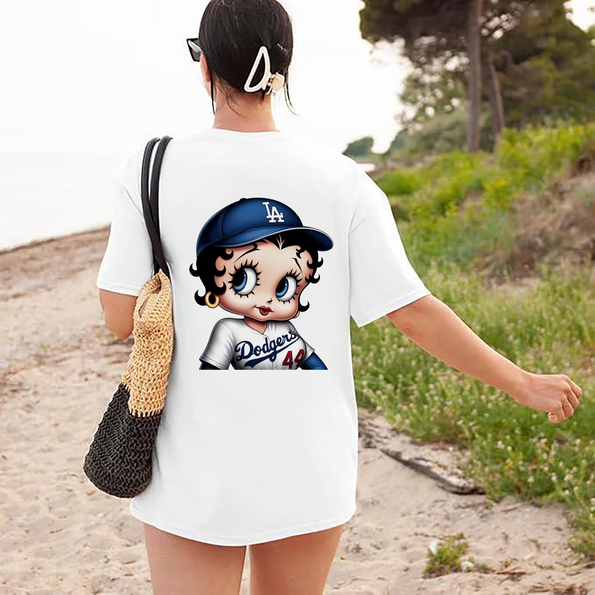  180g Combed Cotton T-Shirt With Back Heat Transfer Print – Soft, Lightweight, Fitted Design – Stylish Casual Wear For Sports & Everyday Use