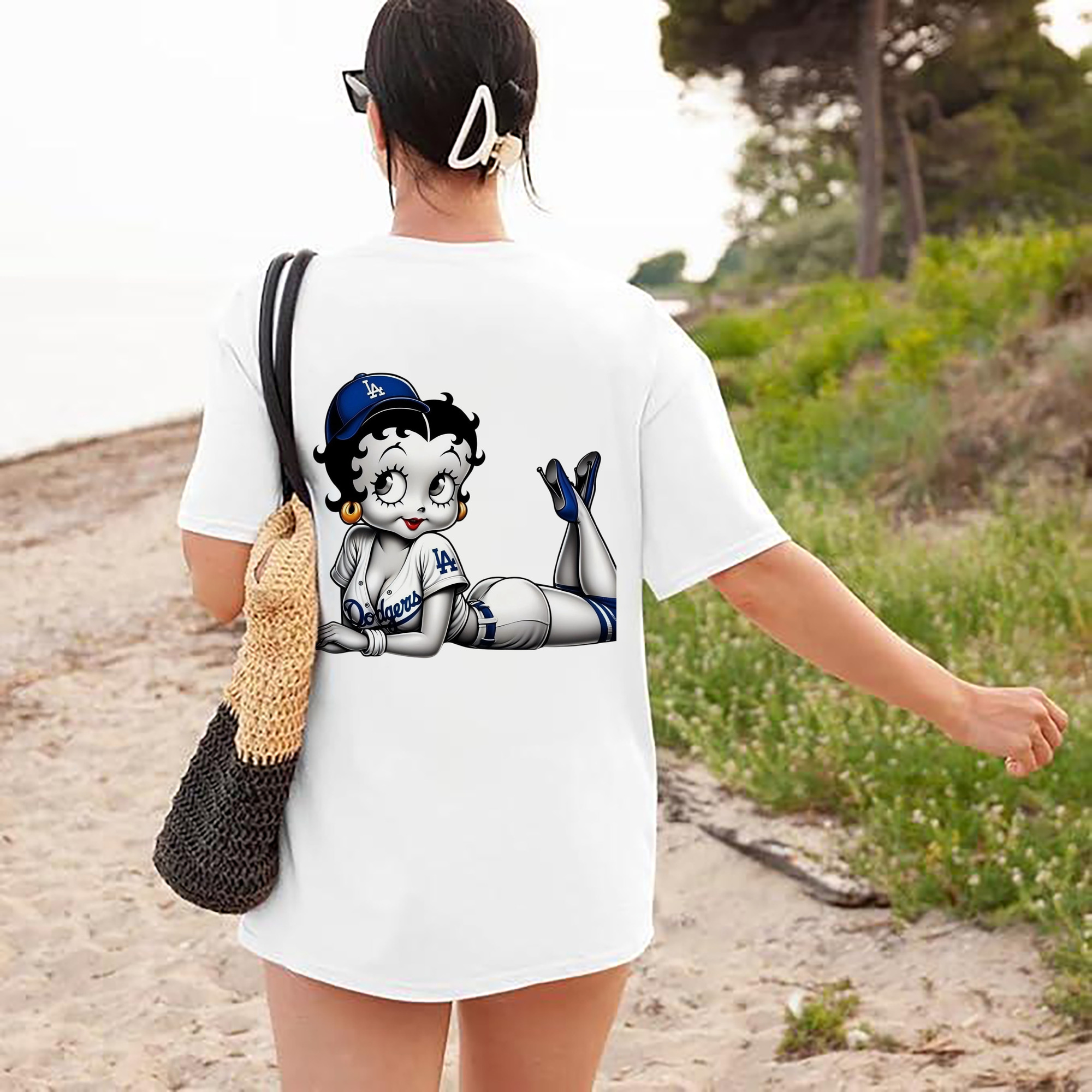  180g Combed Cotton T-Shirt With Back Heat Transfer Print – Soft, Lightweight, Fitted Design – Stylish Casual Wear For Sports & Everyday Use