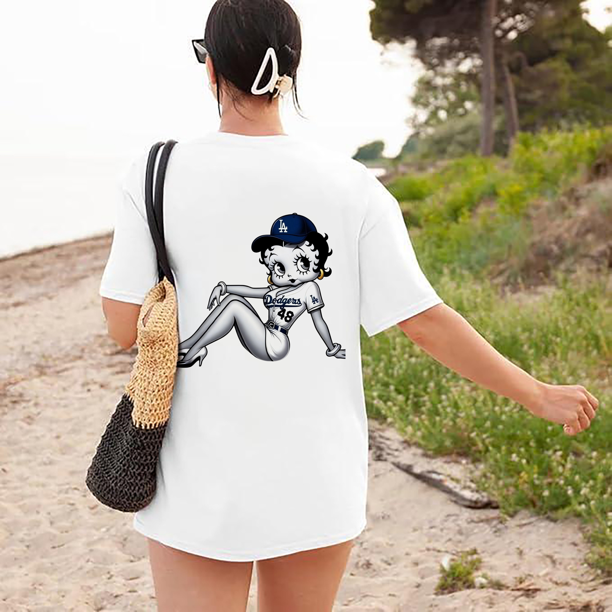  180g Combed Cotton T-Shirt With Back Heat Transfer Print – Soft, Lightweight, Fitted Design – Stylish Casual Wear For Sports & Everyday Use