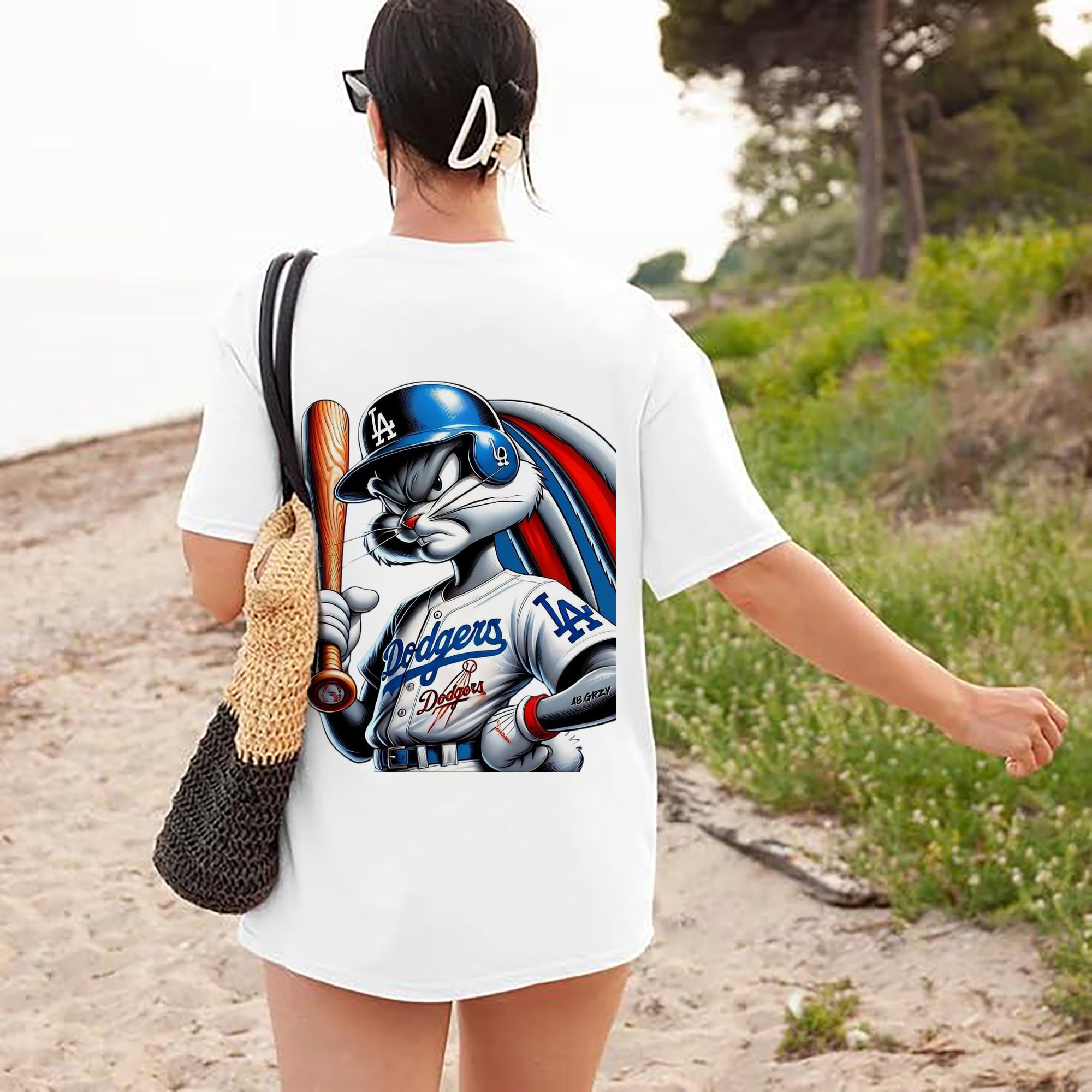  180g Combed Cotton T-Shirt With Back Heat Transfer Print – Soft, Lightweight, Fitted Design – Stylish Casual Wear For Sports & Everyday Use