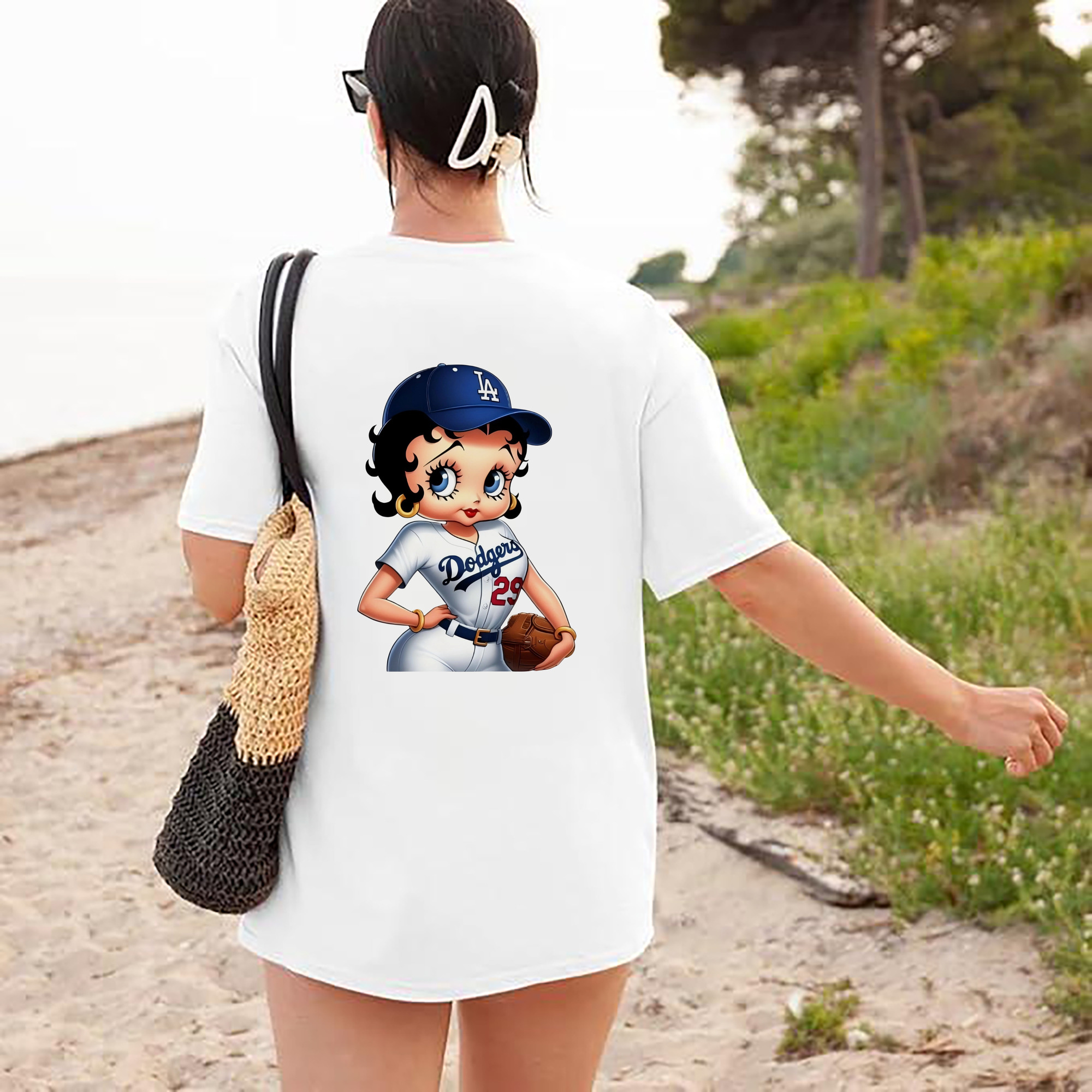  180g Combed Cotton T-Shirt With Back Heat Transfer Print – Soft, Lightweight, Fitted Design – Stylish Casual Wear For Sports & Everyday Use