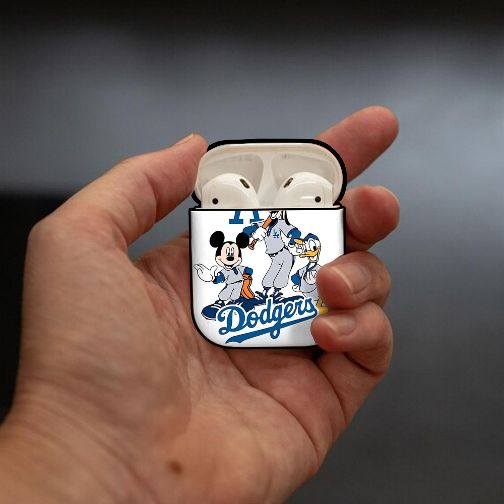  AirPods 2 Case Hard Shell Black, Flexible PC Material, Precise Cutouts, Full Protection, Anti-Fingerprint, Washable, Includes Keychain – Durable & Slim Design