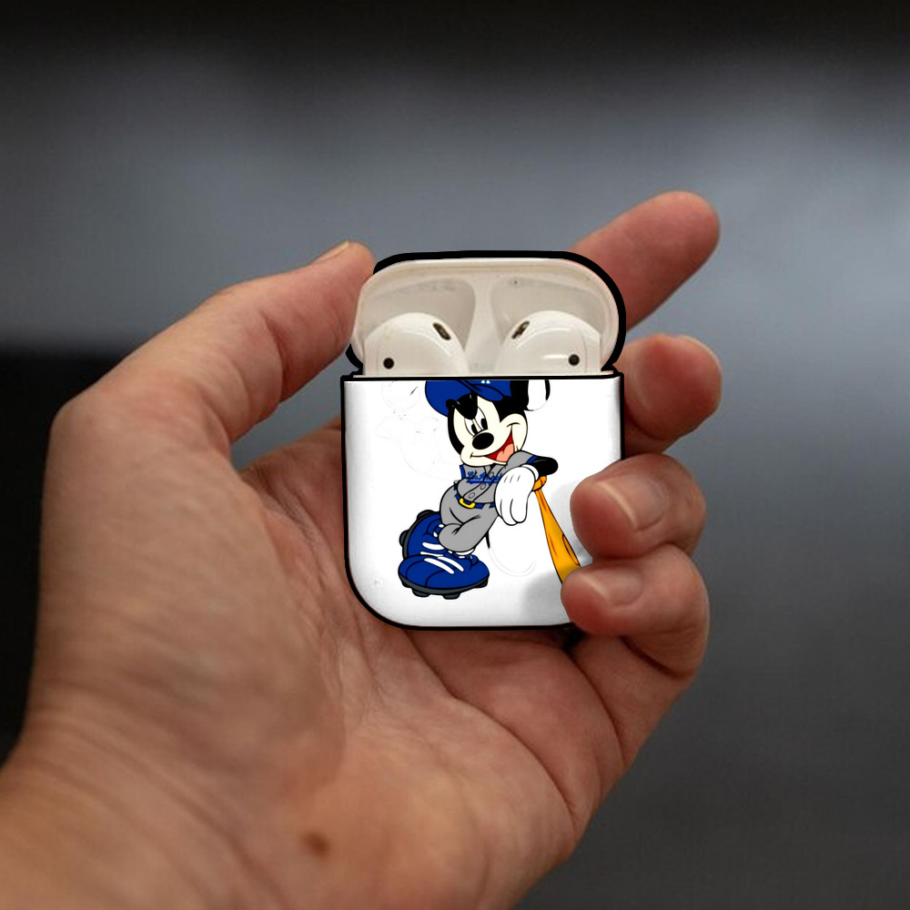  AirPods 2 Case Hard Shell Black, Flexible PC Material, Precise Cutouts, Full Protection, Anti-Fingerprint, Washable, Includes Keychain – Durable & Slim Design