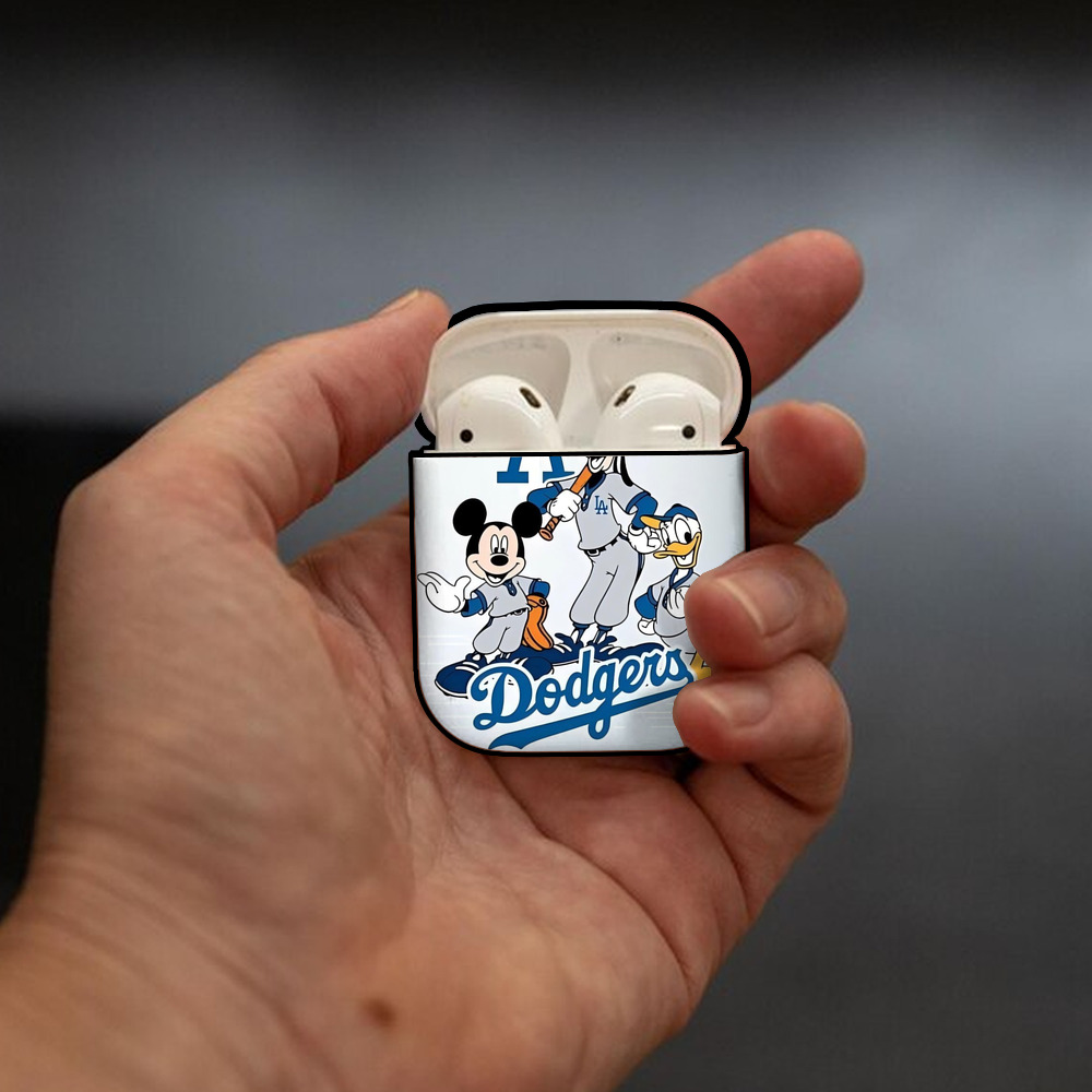  AirPods 2 Case Hard Shell Black, Flexible PC Material, Precise Cutouts, Full Protection, Anti-Fingerprint, Washable, Includes Keychain – Durable & Slim Design