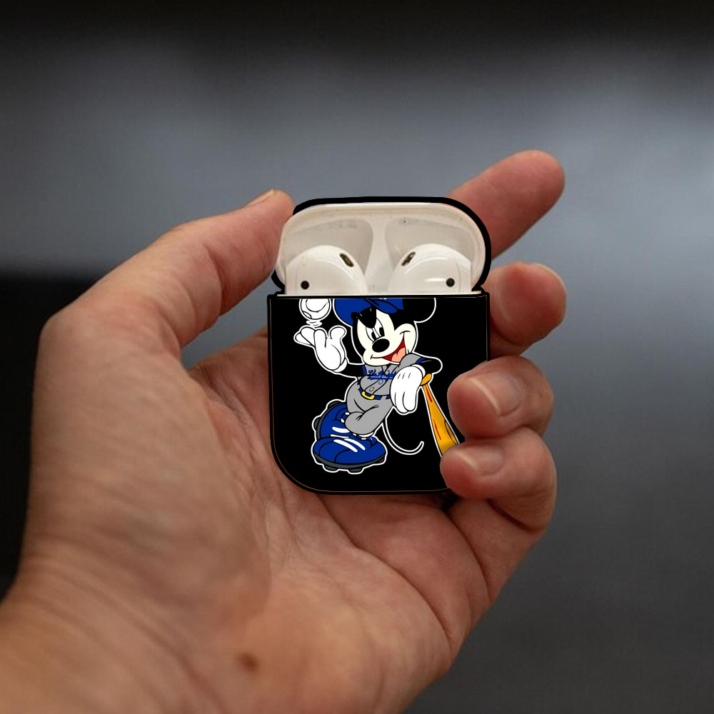  AirPods 2 Case Hard Shell Black, Flexible PC Material, Precise Cutouts, Full Protection, Anti-Fingerprint, Washable, Includes Keychain – Durable & Slim Design