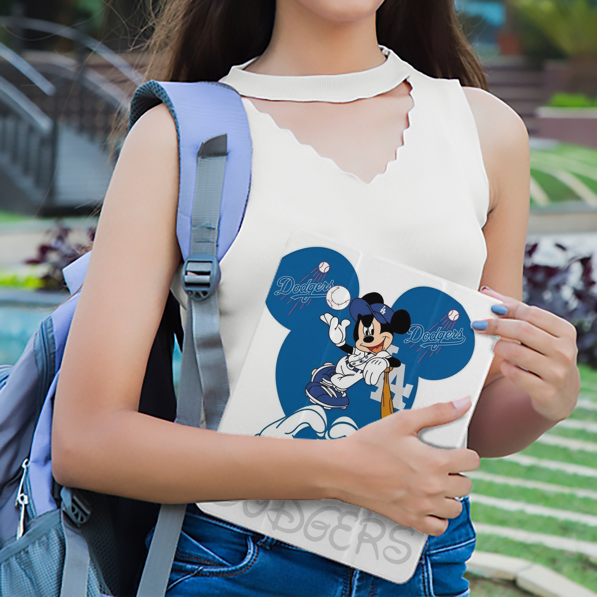  Premium Tri-Fold PU Leather & Silicone IPad Case With Pencil Slot – Fits 9.5,10.5,10.9 – Adjustable Stand, Slim, Protective