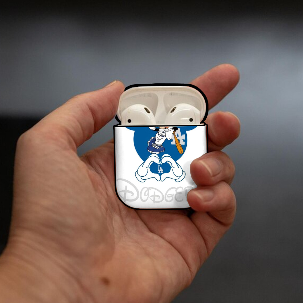  AirPods 2 Case Hard Shell Black, Flexible PC Material, Precise Cutouts, Full Protection, Anti-Fingerprint, Washable, Includes Keychain – Durable & Slim Design