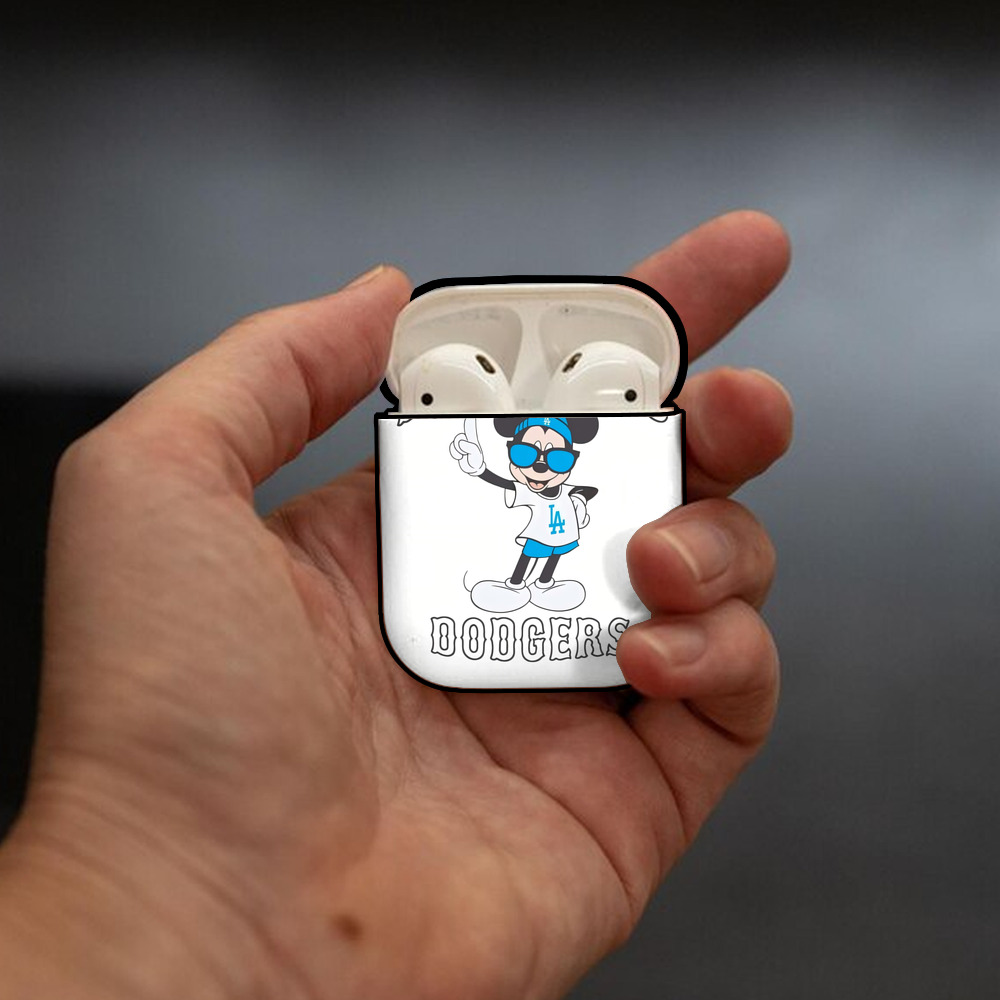  AirPods 2 Case Hard Shell Black, Flexible PC Material, Precise Cutouts, Full Protection, Anti-Fingerprint, Washable, Includes Keychain – Durable & Slim Design