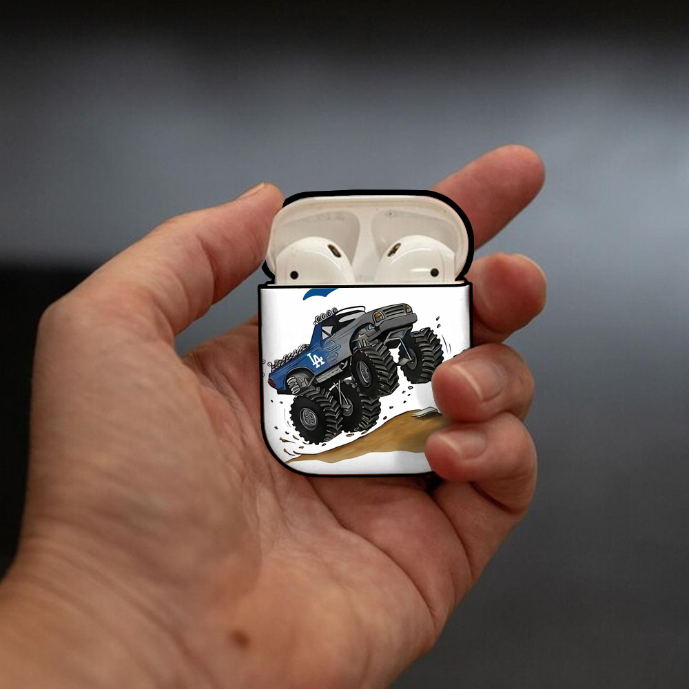  AirPods 2 Case Hard Shell Black, Flexible PC Material, Precise Cutouts, Full Protection, Anti-Fingerprint, Washable, Includes Keychain – Durable & Slim Design