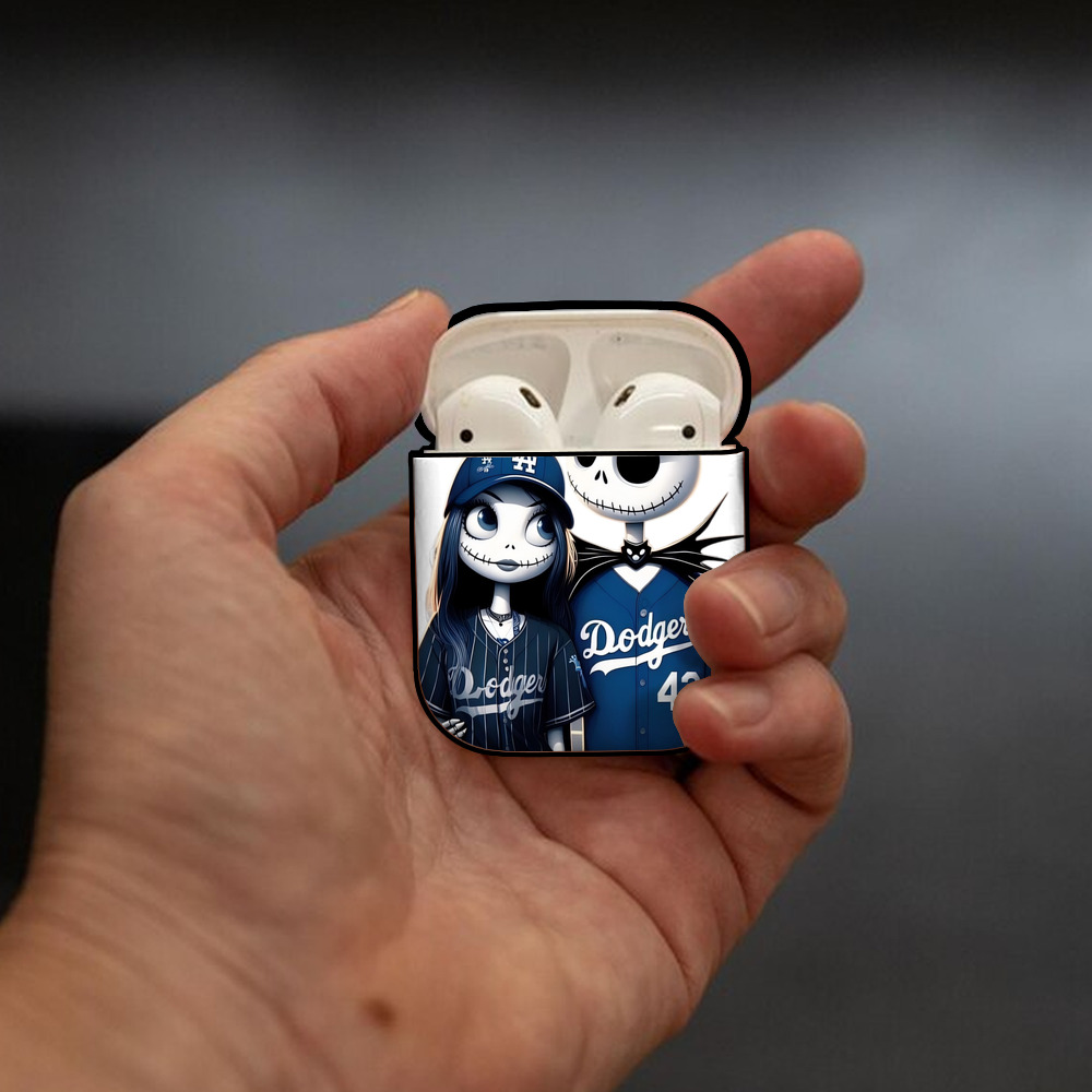  AirPods 2 Case Hard Shell Black, Flexible PC Material, Precise Cutouts, Full Protection, Anti-Fingerprint, Washable, Includes Keychain – Durable & Slim Design