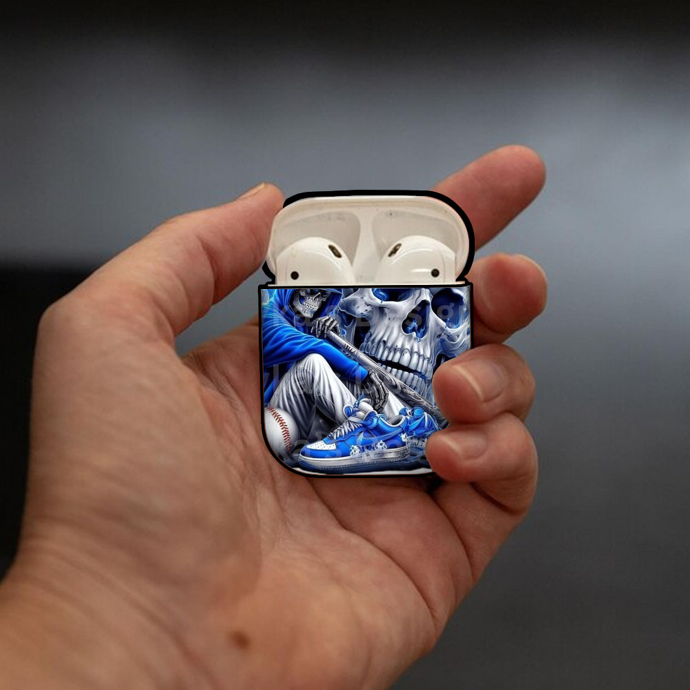  AirPods 2 Case Hard Shell Black, Flexible PC Material, Precise Cutouts, Full Protection, Anti-Fingerprint, Washable, Includes Keychain – Durable & Slim Design