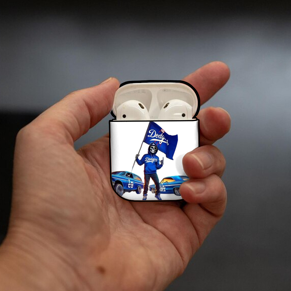  AirPods 2 Case Hard Shell Black, Flexible PC Material, Precise Cutouts, Full Protection, Anti-Fingerprint, Washable, Includes Keychain – Durable & Slim Design