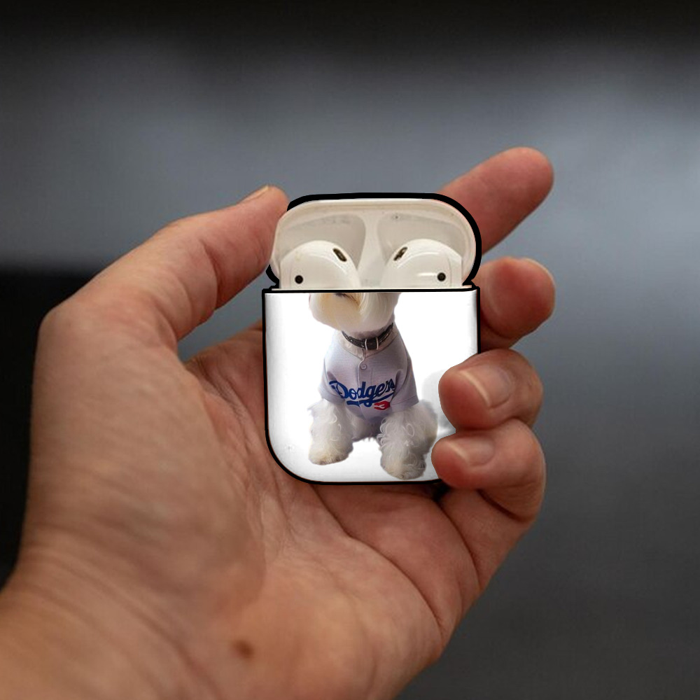  AirPods 2 Case Hard Shell Black, Flexible PC Material, Precise Cutouts, Full Protection, Anti-Fingerprint, Washable, Includes Keychain – Durable & Slim Design