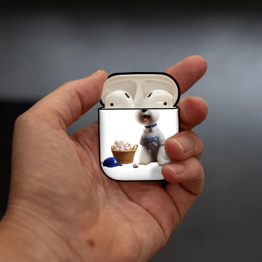  AirPods 2 Case Hard Shell Black, Flexible PC Material, Precise Cutouts, Full Protection, Anti-Fingerprint, Washable, Includes Keychain – Durable & Slim Design