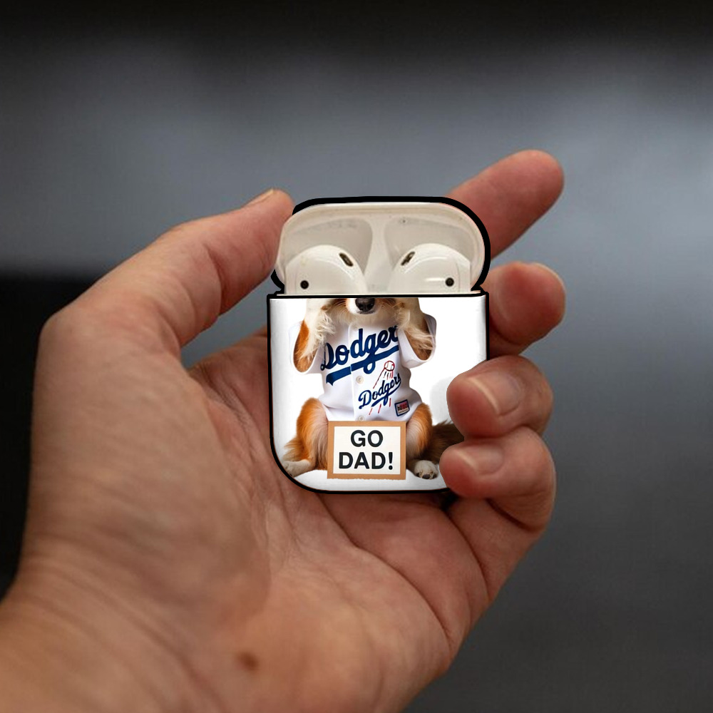  AirPods 2 Case Hard Shell Black, Flexible PC Material, Precise Cutouts, Full Protection, Anti-Fingerprint, Washable, Includes Keychain – Durable & Slim Design