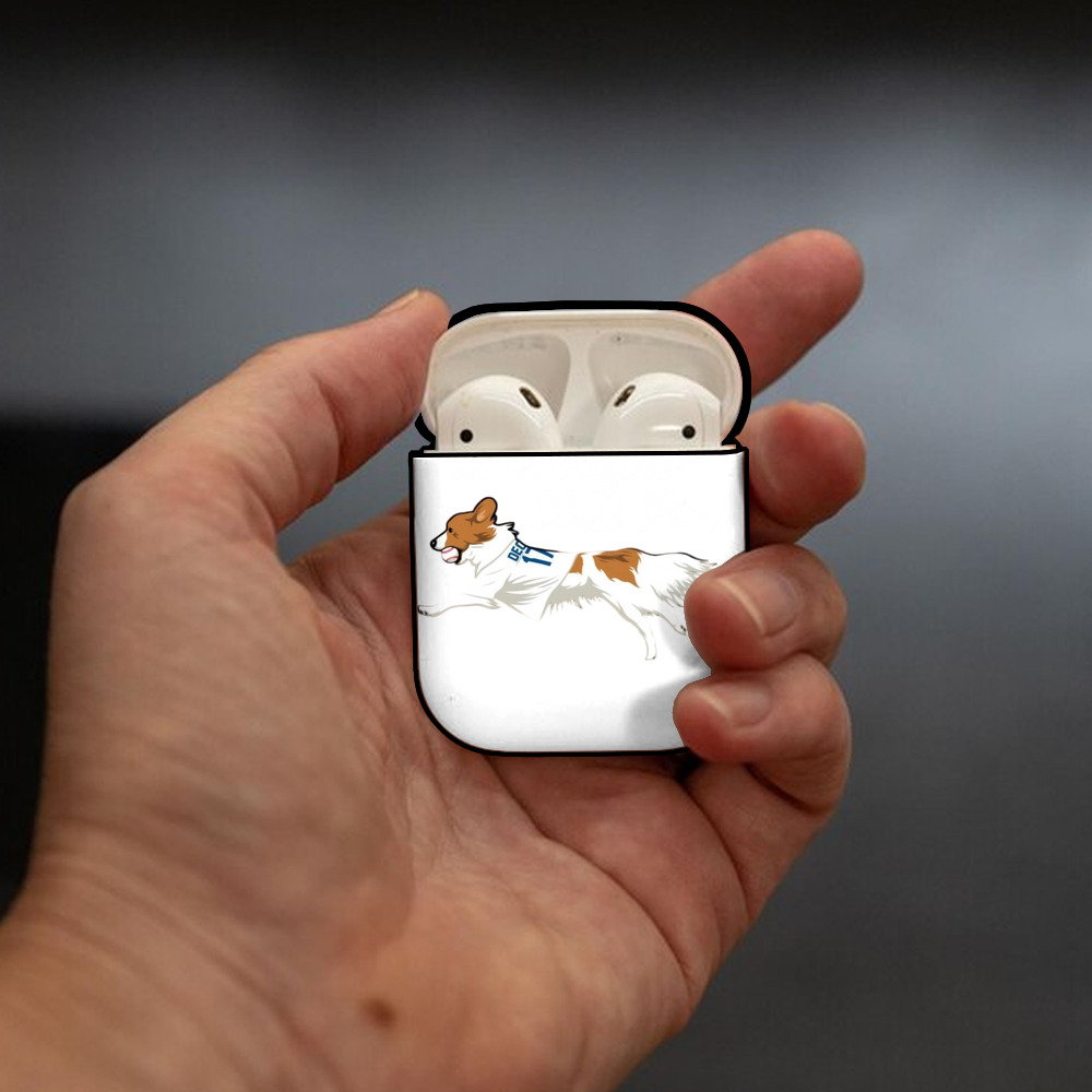  AirPods 2 Case Hard Shell Black, Flexible PC Material, Precise Cutouts, Full Protection, Anti-Fingerprint, Washable, Includes Keychain – Durable & Slim Design