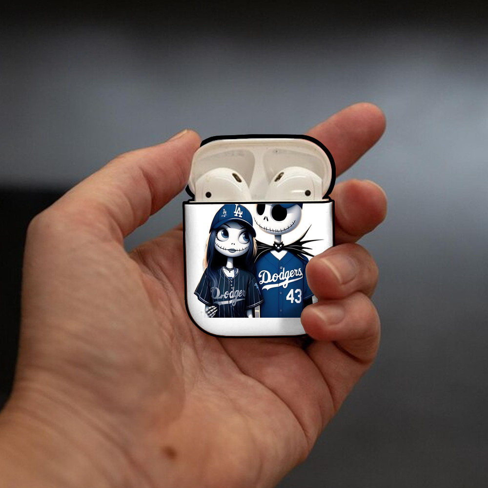  AirPods 2 Case Hard Shell Black, Flexible PC Material, Precise Cutouts, Full Protection, Anti-Fingerprint, Washable, Includes Keychain – Durable & Slim Design