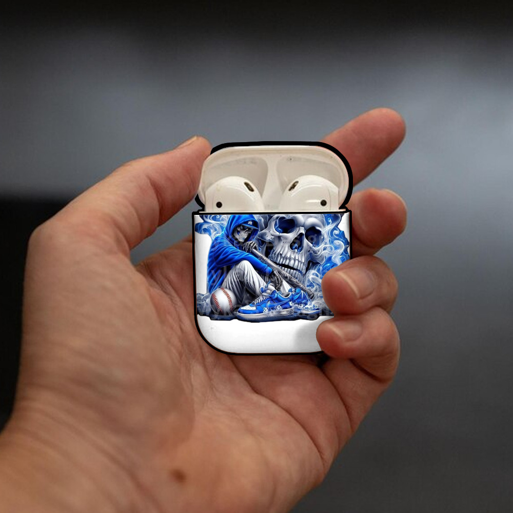  AirPods 2 Case Hard Shell Black, Flexible PC Material, Precise Cutouts, Full Protection, Anti-Fingerprint, Washable, Includes Keychain – Durable & Slim Design