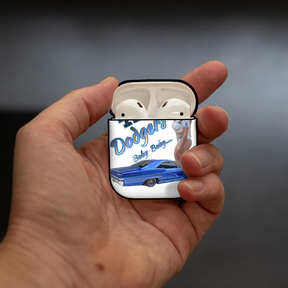  AirPods 2 Case Hard Shell Black, Flexible PC Material, Precise Cutouts, Full Protection, Anti-Fingerprint, Washable, Includes Keychain – Durable & Slim Design