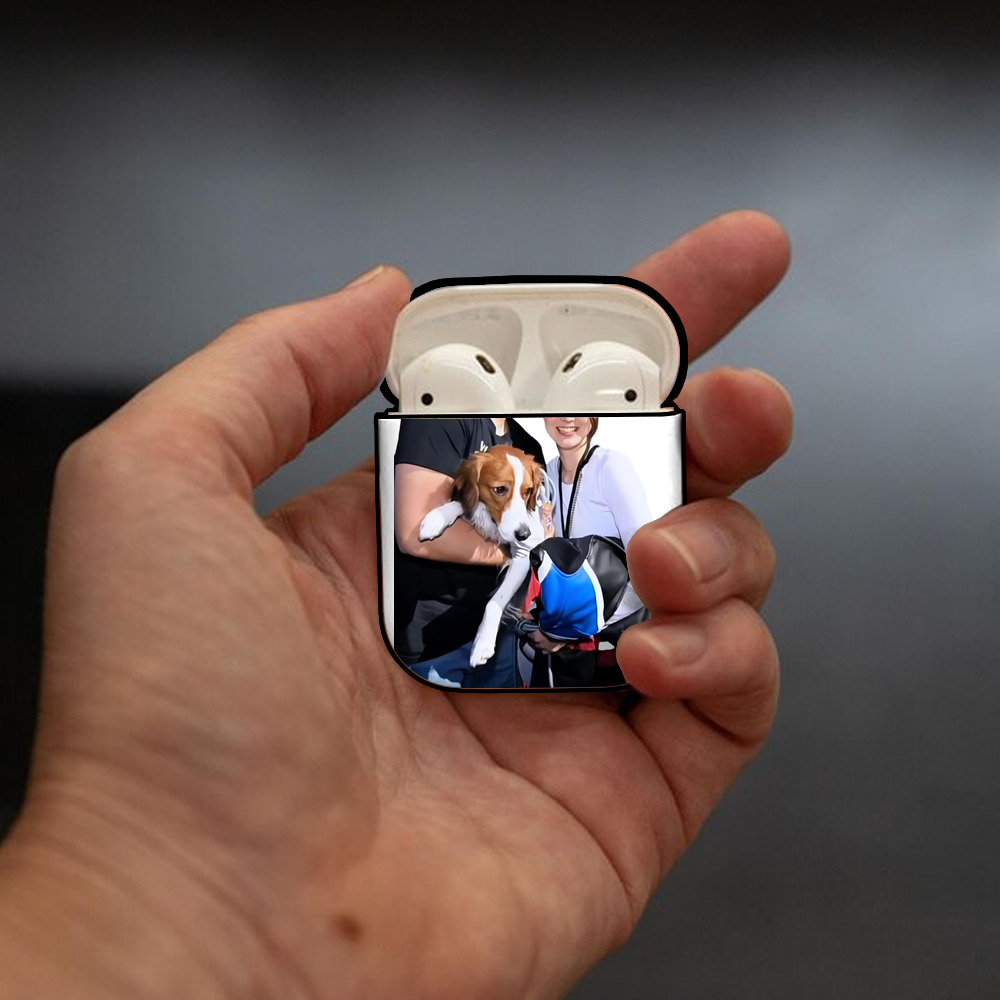  AirPods 2 Case Hard Shell Black, Flexible PC Material, Precise Cutouts, Full Protection, Anti-Fingerprint, Washable, Includes Keychain – Durable & Slim Design