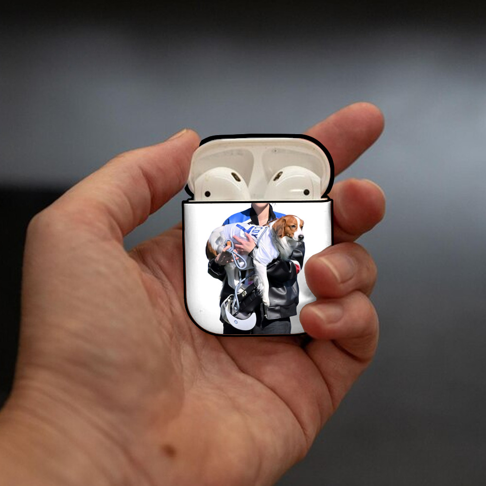  AirPods 2 Case Hard Shell Black, Flexible PC Material, Precise Cutouts, Full Protection, Anti-Fingerprint, Washable, Includes Keychain – Durable & Slim Design