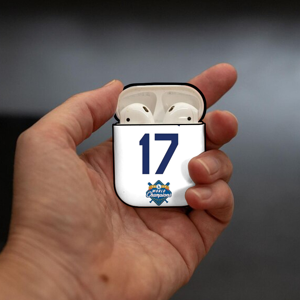  AirPods 2 Case Hard Shell Black, Flexible PC Material, Precise Cutouts, Full Protection, Anti-Fingerprint, Washable, Includes Keychain – Durable & Slim Design