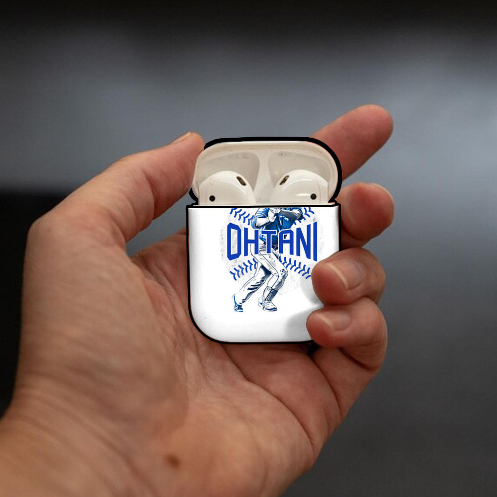  AirPods 2 Case Hard Shell Black, Flexible PC Material, Precise Cutouts, Full Protection, Anti-Fingerprint, Washable, Includes Keychain – Durable & Slim Design