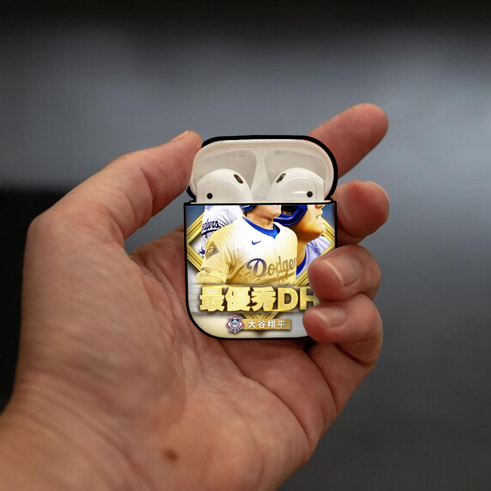  AirPods 2 Case Hard Shell Black, Flexible PC Material, Precise Cutouts, Full Protection, Anti-Fingerprint, Washable, Includes Keychain – Durable & Slim Design