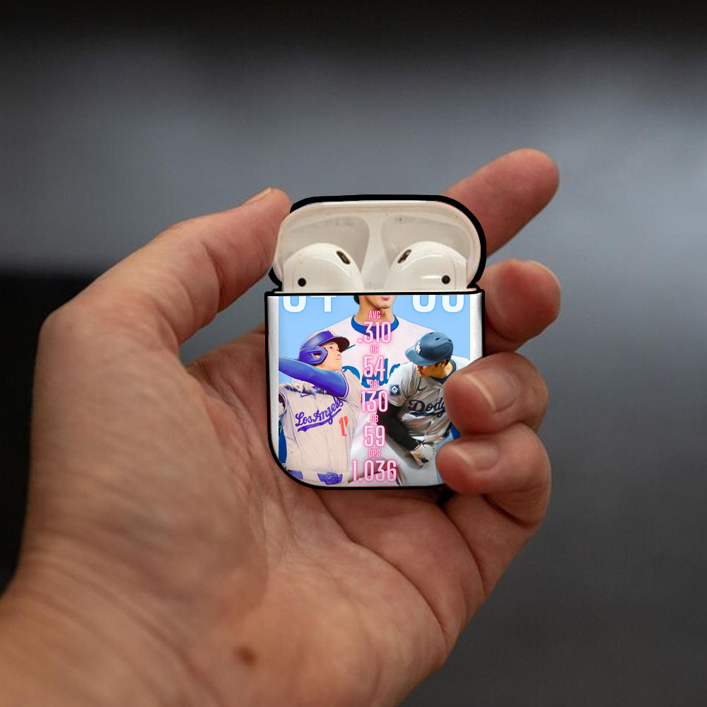  AirPods 2 Case Hard Shell Black, Flexible PC Material, Precise Cutouts, Full Protection, Anti-Fingerprint, Washable, Includes Keychain – Durable & Slim Design