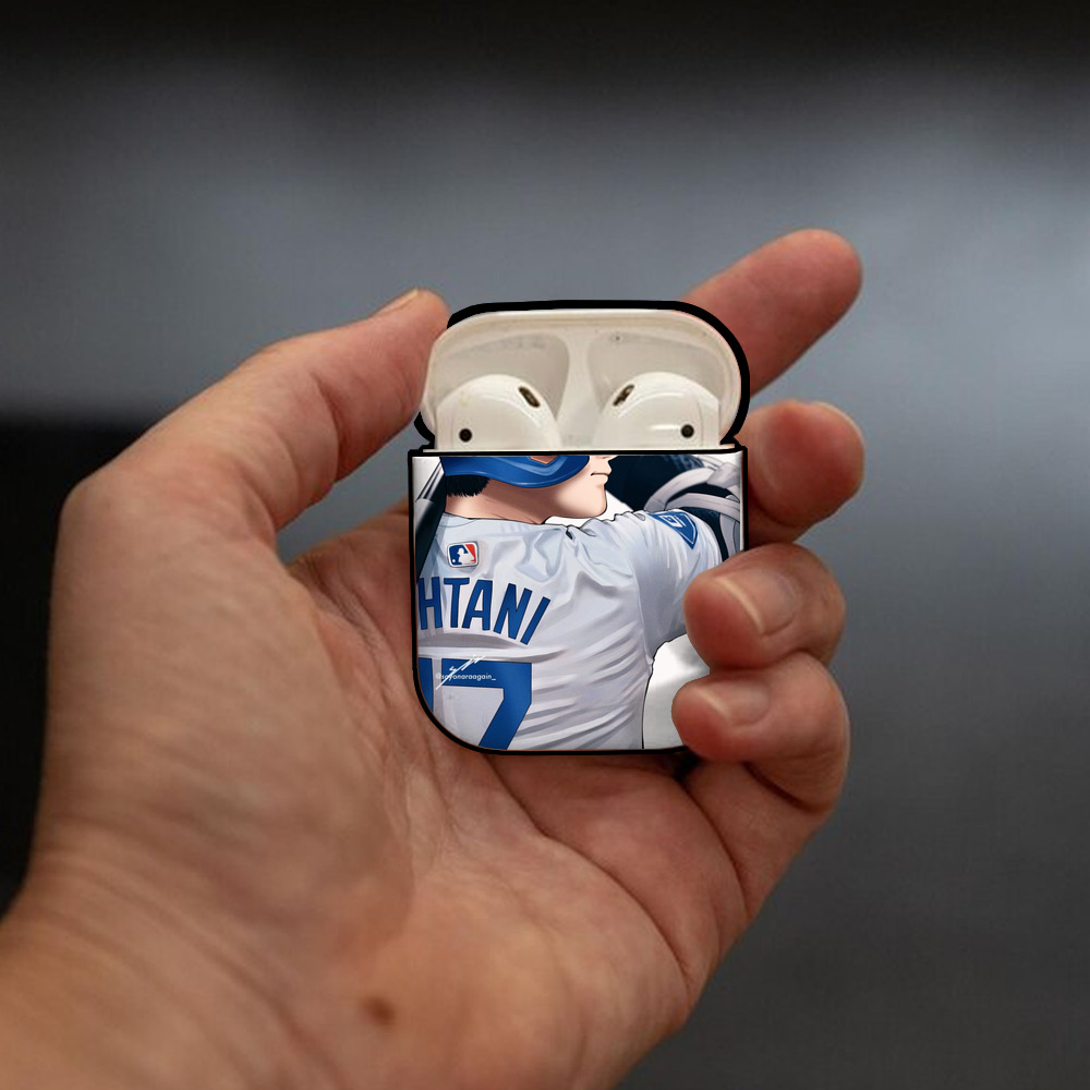  AirPods 2 Case Hard Shell Black, Flexible PC Material, Precise Cutouts, Full Protection, Anti-Fingerprint, Washable, Includes Keychain – Durable & Slim Design