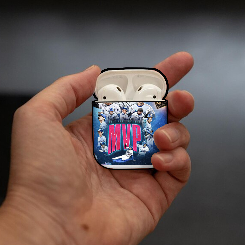  AirPods 2 Case Hard Shell Black, Flexible PC Material, Precise Cutouts, Full Protection, Anti-Fingerprint, Washable, Includes Keychain – Durable & Slim Design