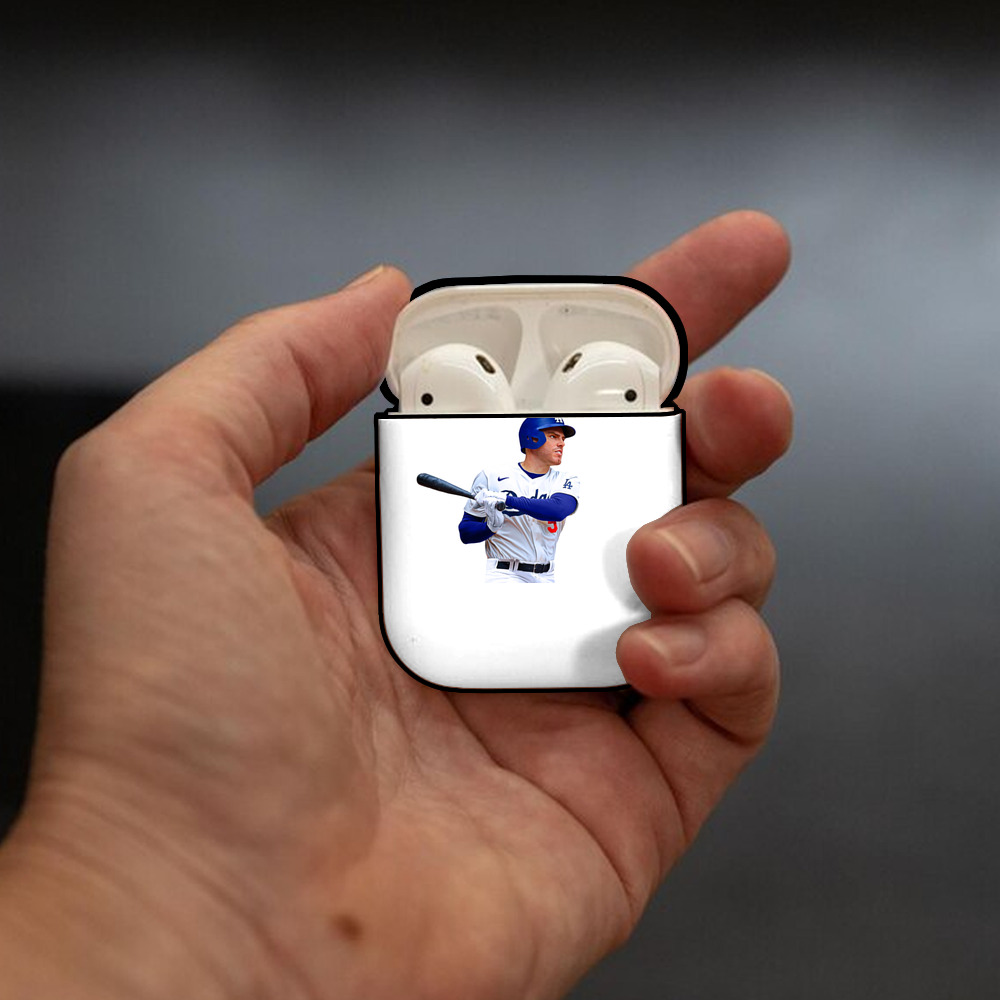  AirPods 2 Case Hard Shell Black, Flexible PC Material, Precise Cutouts, Full Protection, Anti-Fingerprint, Washable, Includes Keychain – Durable & Slim Design