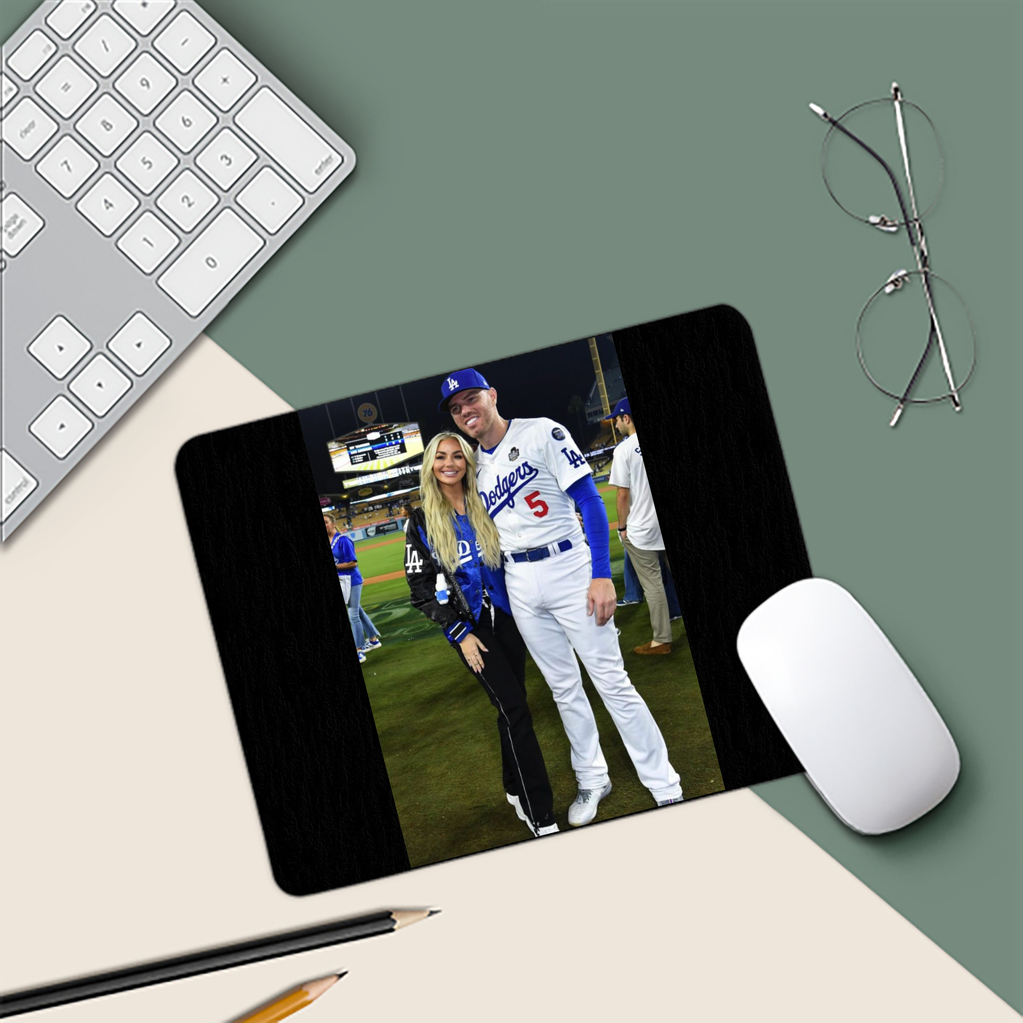  Durable Rubber Mouse Pad With Stitched Edges, Waterproof, Non-Slip Surface, Ultra-Thin Design For Gaming, Office