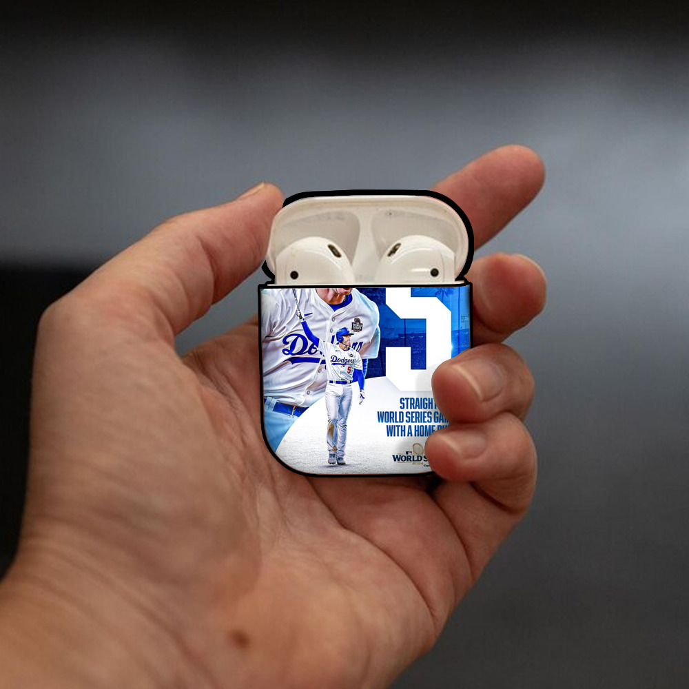  AirPods 2 Case Hard Shell Black, Flexible PC Material, Precise Cutouts, Full Protection, Anti-Fingerprint, Washable, Includes Keychain – Durable & Slim Design