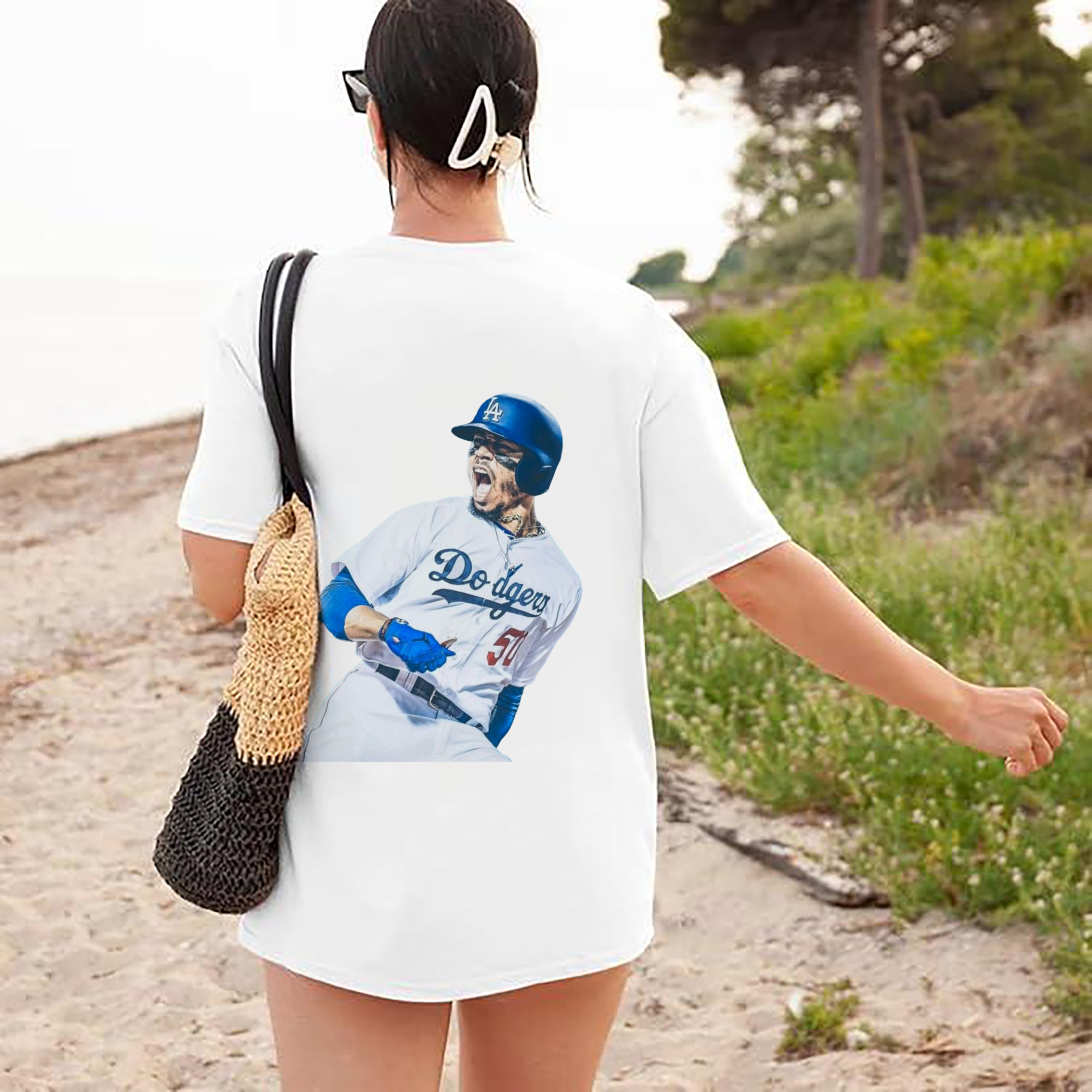  180g Combed Cotton T-Shirt With Back Heat Transfer Print – Soft, Lightweight, Fitted Design – Stylish Casual Wear For Sports & Everyday Use