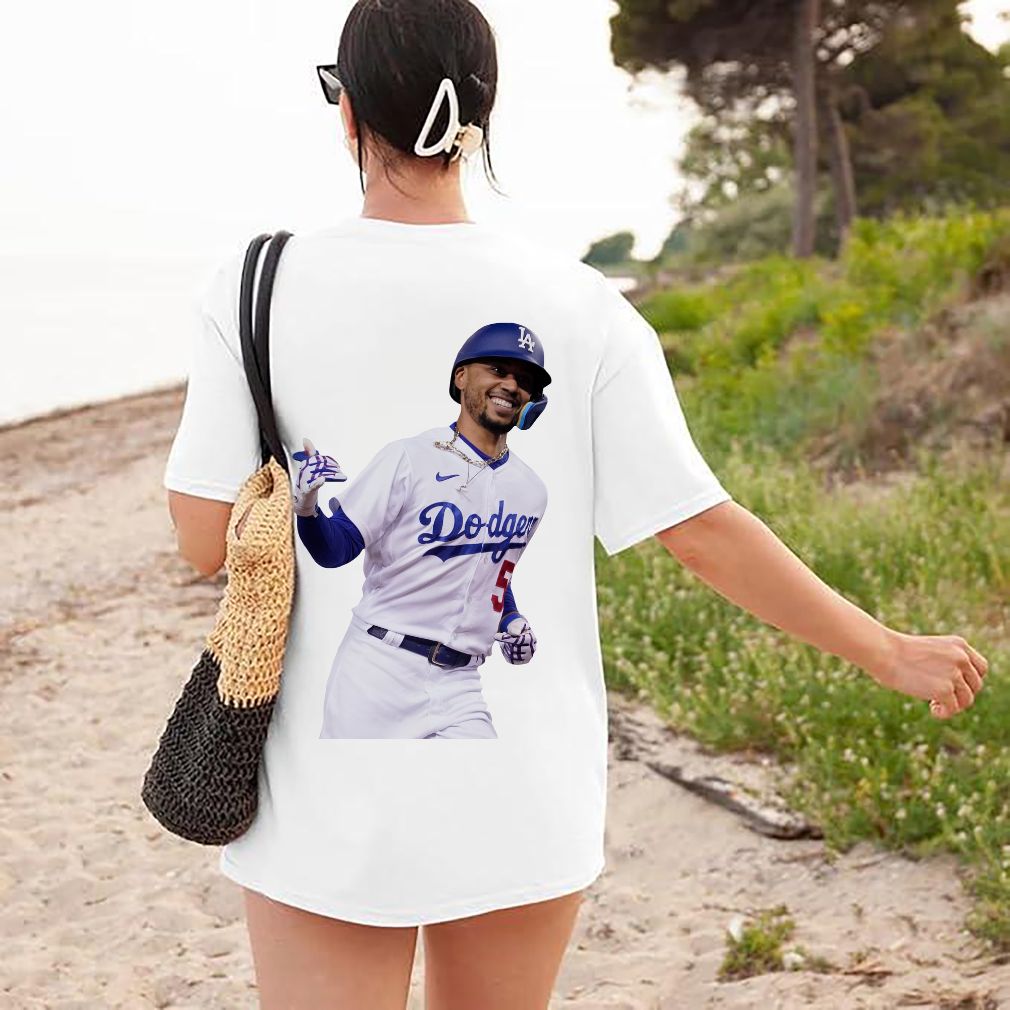  180g Combed Cotton T-Shirt With Back Heat Transfer Print – Soft, Lightweight, Fitted Design – Stylish Casual Wear For Sports & Everyday Use