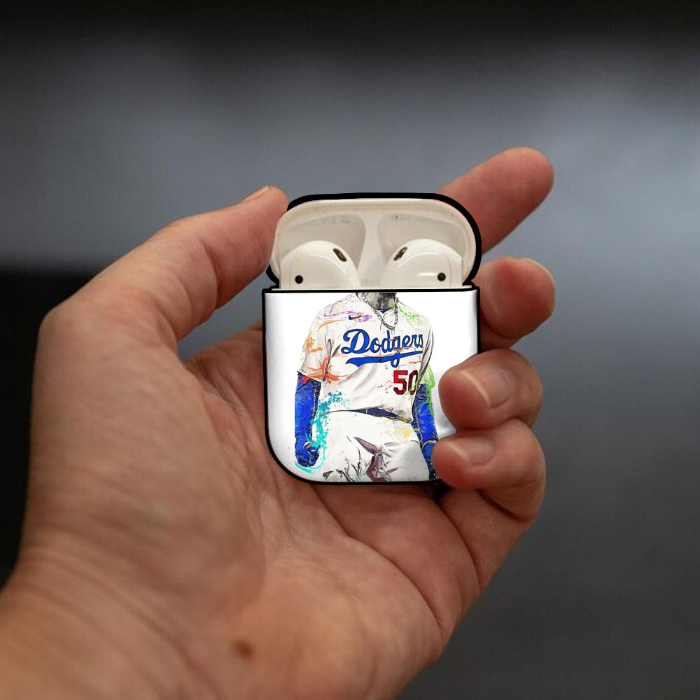  AirPods 2 Case Hard Shell Black, Flexible PC Material, Precise Cutouts, Full Protection, Anti-Fingerprint, Washable, Includes Keychain – Durable & Slim Design