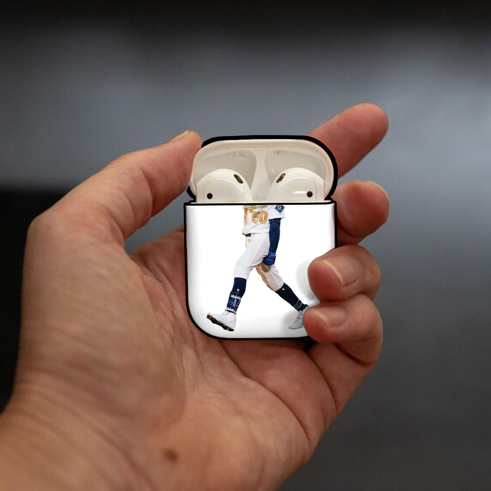  AirPods 2 Case Hard Shell Black, Flexible PC Material, Precise Cutouts, Full Protection, Anti-Fingerprint, Washable, Includes Keychain – Durable & Slim Design